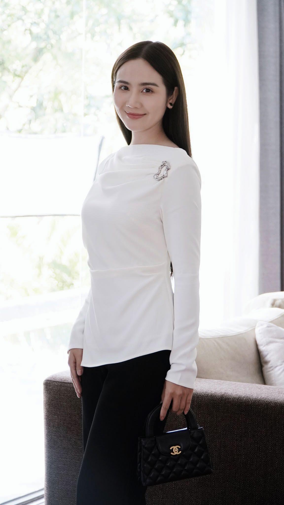 Diễn viên Huyền Lizzie trong phim Cách em 1 milimet